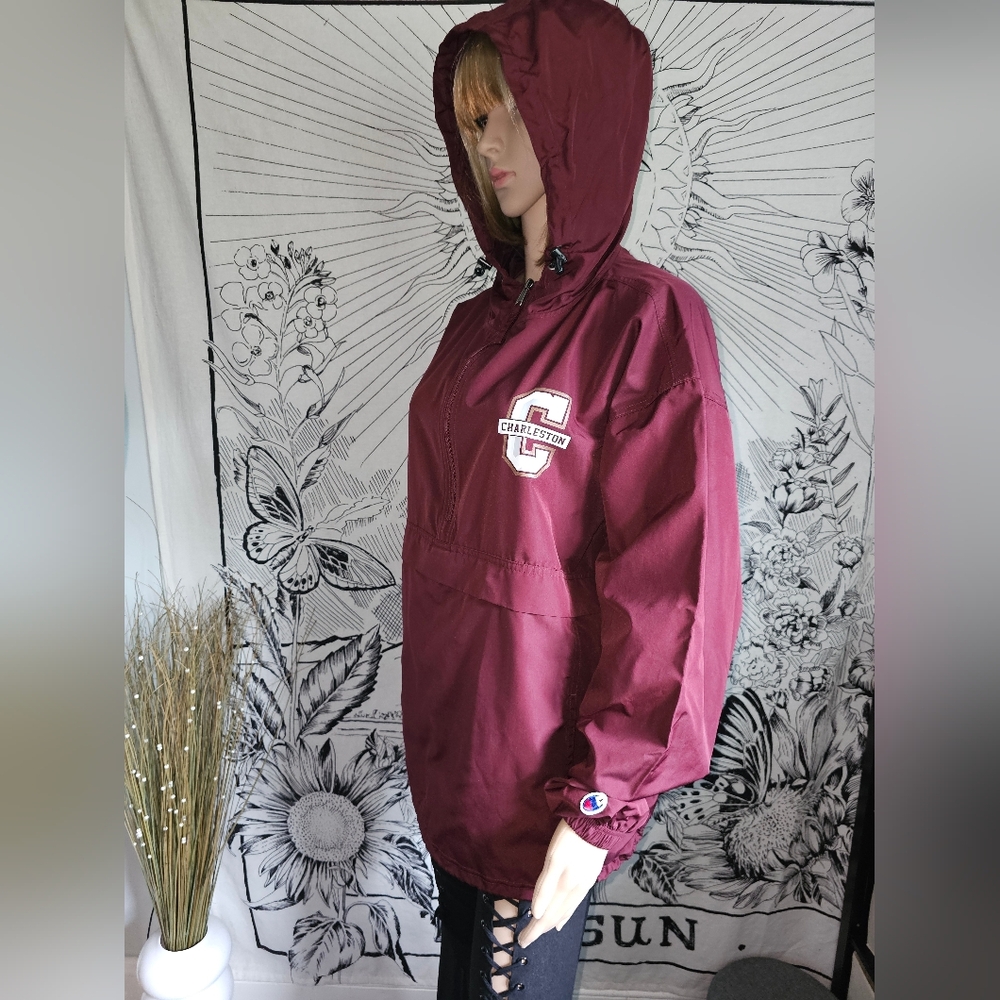 Like New Champion Charleston Burgundy Hooded Pullover Windbreaker Jacket Large